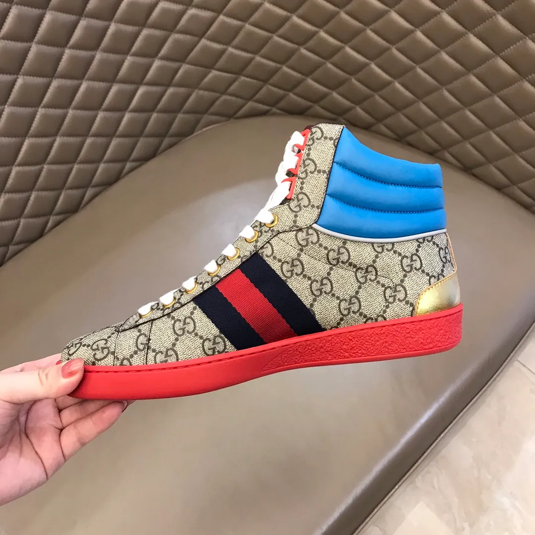 Men's shoes 💰p420 "GUCC*" Couple's style high-top boots are available on the official website. The same style. Counter quality [strong] [strong] Selected Gucci imported waterproof rubber. Gucci's symbolic original webbing. Trendy and versatile style. "Double G" logo styling midsole. Men's shoes 💰pU brand logo feet. Fine workmanship. Upper material. Men's size 38-44, women's size 35-39.